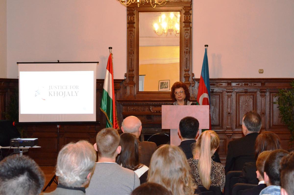В Венгрии почтили память жертв Ходжалинского геноцида (ФОТО)
