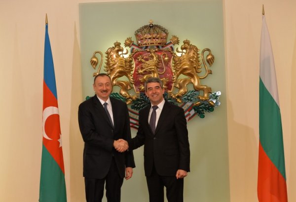 Состоялась встреча один на один  президентов Азербайджана и Болгарии (ФОТО)