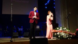 Бакинок поздравили с 8 марта праздничным концертом (ФОТО)