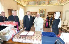 Президент Ильхам Алиев и его супруга  встретились в Ватикане с Папой Франциском (ФОТО)