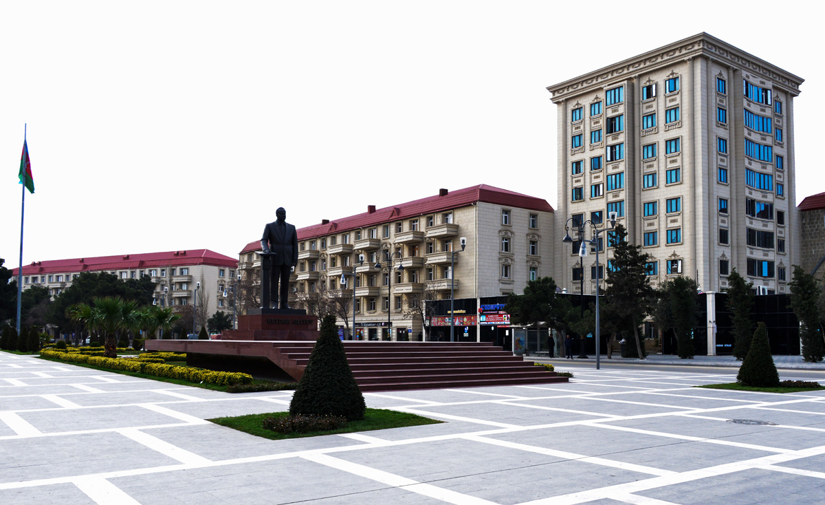 Завершена оценка недвижимости в одном из крупных городов Азербайджана