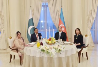 Dinner reception was hosted on behalf of President Ilham Aliyev in honor of President Mamnoon Hussain