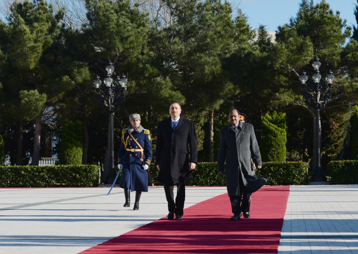 Official welcoming ceremony held in Baku for Pakistan’s president (PHOTO)