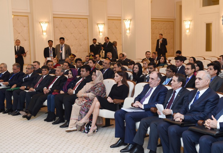 Presidents of Azerbaijan and Pakistan made statements for the press (PHOTO)