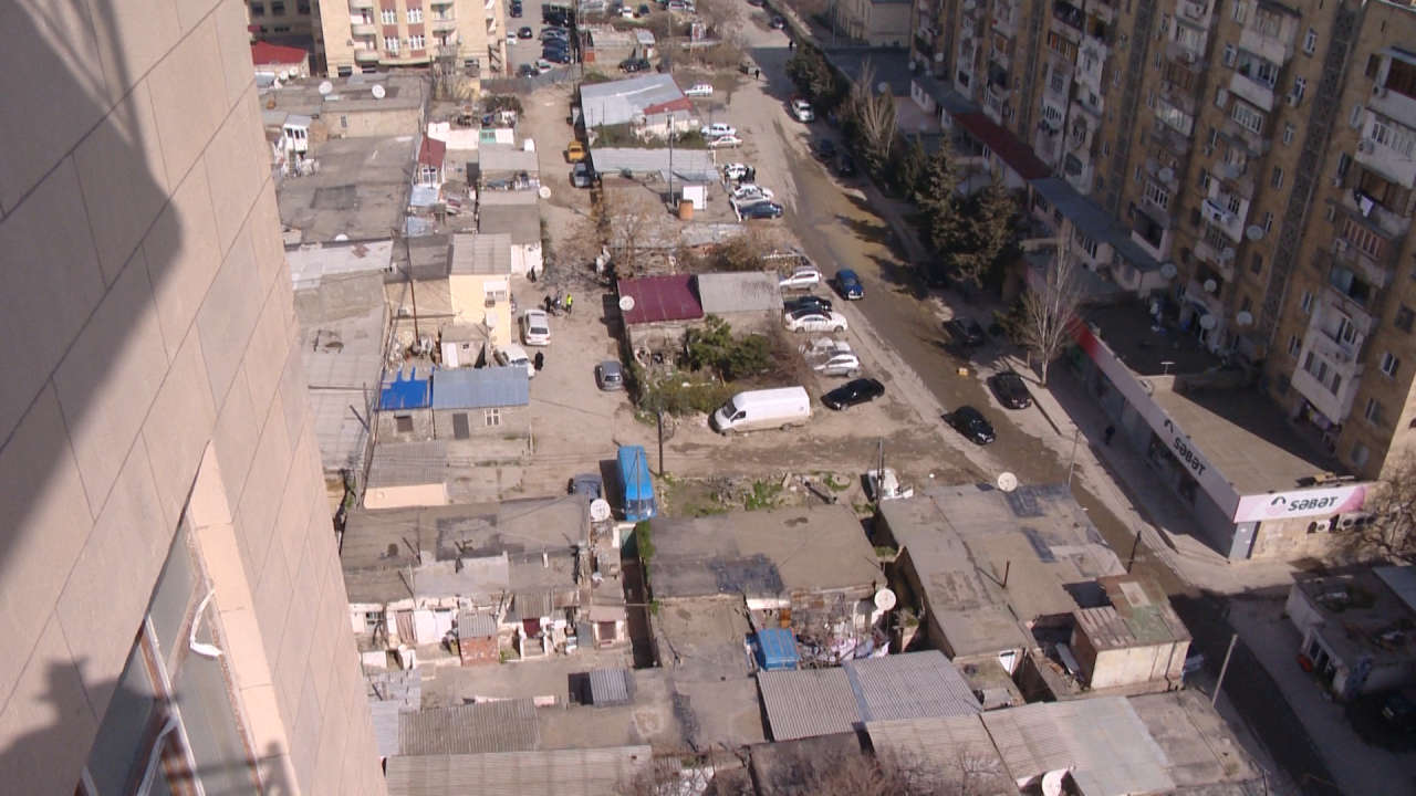 Bakının mərkəzi ərazilərindən biri genişləndirilir: bəzi evlər söküləcək (FOTO, VİDEO)