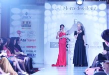 В Баку открылась грандиозная Неделя моды "Fashion Night 2015" (ФОТО)