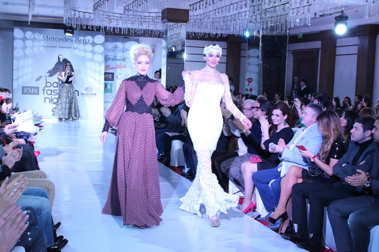 Потрясающие вязанные и вечерние платья Гюльнары Халиловой на Неделе моды в Баку (ФОТО)