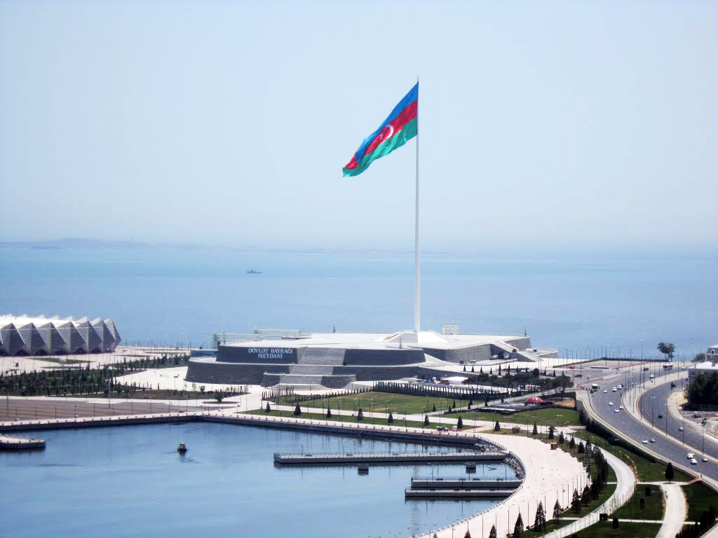 Diplomat: Мультикультурализм - отражение настроения азербайджанского общества