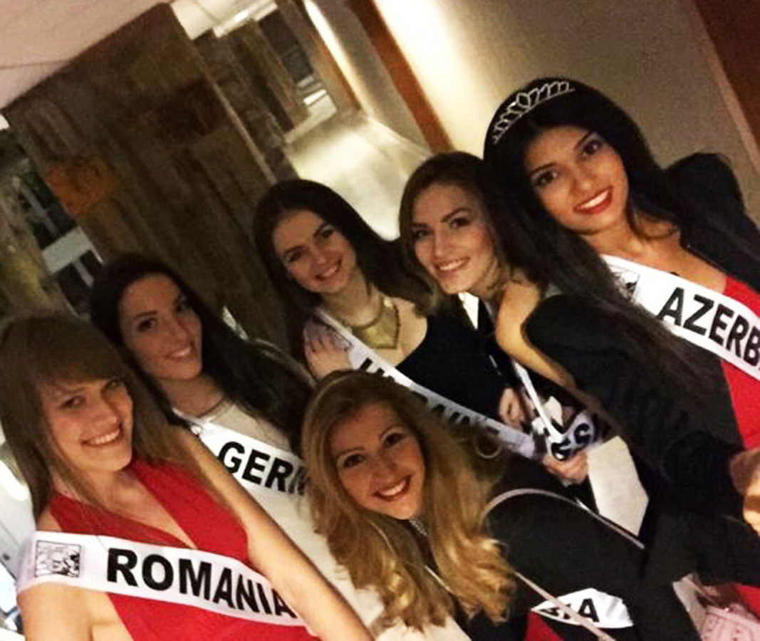 "Мисс Азербайджан" готовится к финалу международного конкурса в Испании (ФОТО)