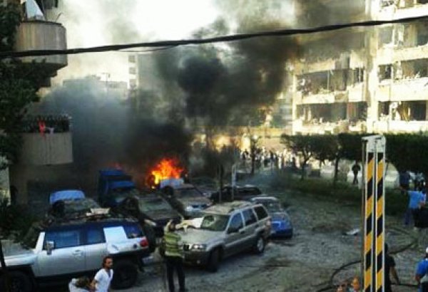 Gaziantep’te hücre evi operasyonunda canlı bomba kendini patlattı; 4 polis yaralandı