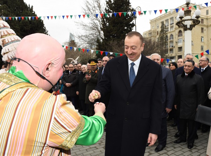 Azerbaijani president with spouse attend Novruz festivities (PHOTO)