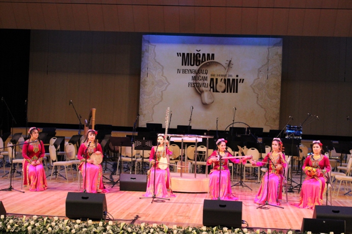 Грандиозное завершение Международного фестиваля "Мир мугама" в Баку (ФОТО)