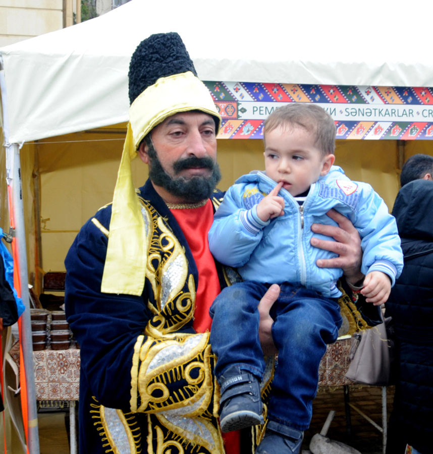 İçərişəhərdə Beynəlxalq Novruz Festivalı (FOTO)