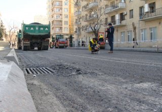 На одной из центральных улиц Баку восстановят движение транспорта  (ФОТО)