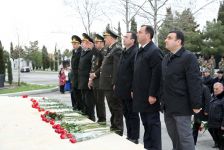 Gəncədə 31 mart soyqırımı qurbanlarının xatirəsi anılıb (FOTO)
