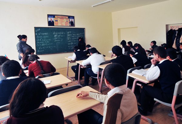 В ближайшие праздники азербайджанские школьники будут отдыхать пять дней