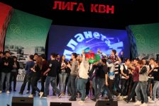 Девушки из Казахстана выиграли Азербайджанскую Лигу КВН (ФОТО)