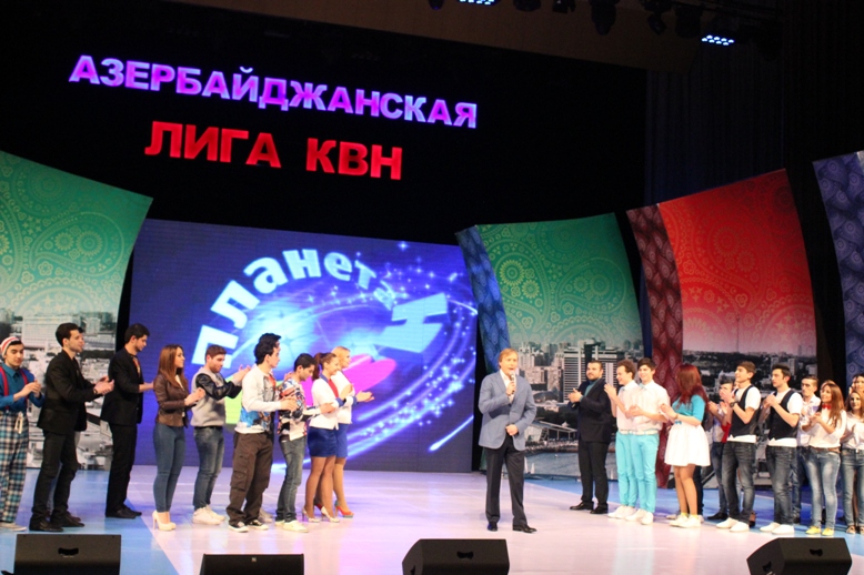 Девушки из Казахстана выиграли Азербайджанскую Лигу КВН (ФОТО)