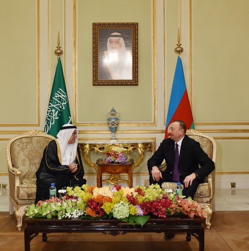President Ilham Aliyev meets Saudi Arabian Minister of Petroleum and Mineral Resources (PHOTO)