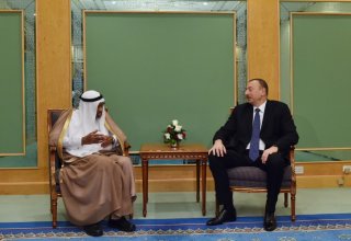 İlham Əliyev Ciddədə İslam İnkişaf Bankı Qrupunun prezidenti ilə görüşüb (FOTO)
