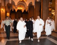 Azerbaijani president, his spouse perform Umrah pilgrimage in Mecca (PHOTO)