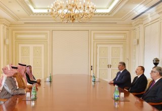 Ильхам Алиев принял делегацию во главе с президентом Спортивной федерации  исламской солидарности