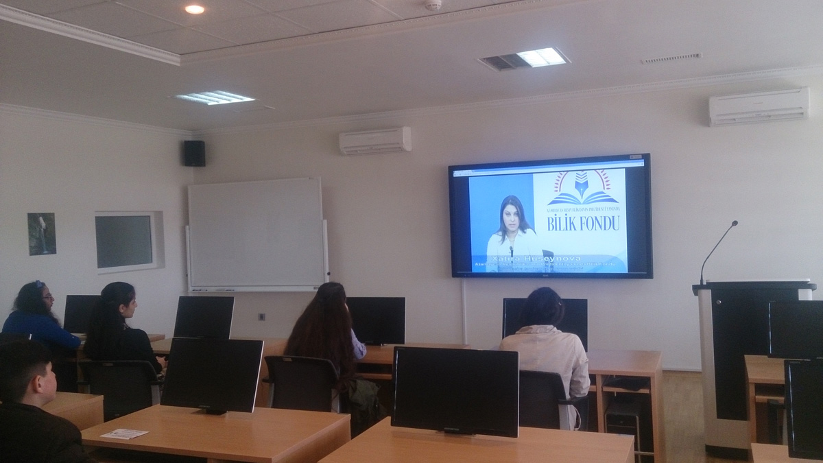 В Азербайджане прошла обучающая видеоконференция "Сможешь написать" (ФОТО)