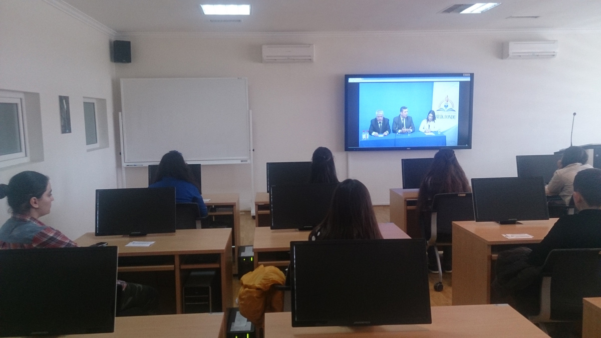 В Азербайджане прошла обучающая видеоконференция "Сможешь написать" (ФОТО)