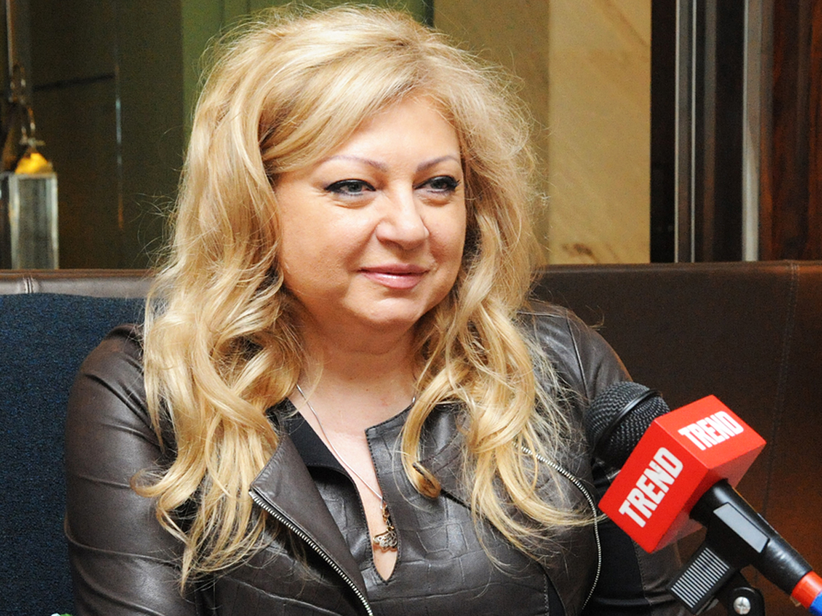 Аурелия Григориу награждена орденом «Почета», учрежденного Международным Альянсом Азербайджан – Украина