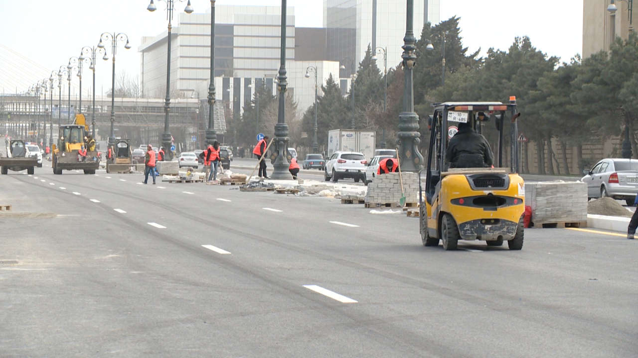 Heydər Əliyev prospektinin bir hissəsində asfalt-beton işləri yekunlaşıb (FOTO+VİDEO)