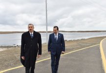 İlham Əliyev yenidən qurulan Liman-Nərimanabad-Balıqçılar avtomobil yolu ilə tanış olub (FOTO)