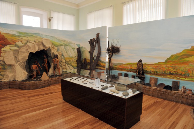 President llham Aliyev reviewed reconstruction and repair work in Lankaran Museum of History and Local Lore