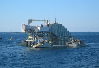 Азербайджан построит первую в мире электростанцию морского базирования