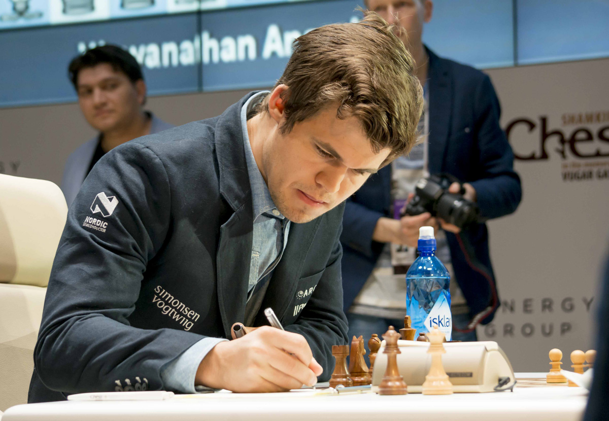 Mərhum şahmatçımız Vüqar Həşimovun xatirəsinə həsr olunan "Shamkir Chess 2015" turniri (FOTO)