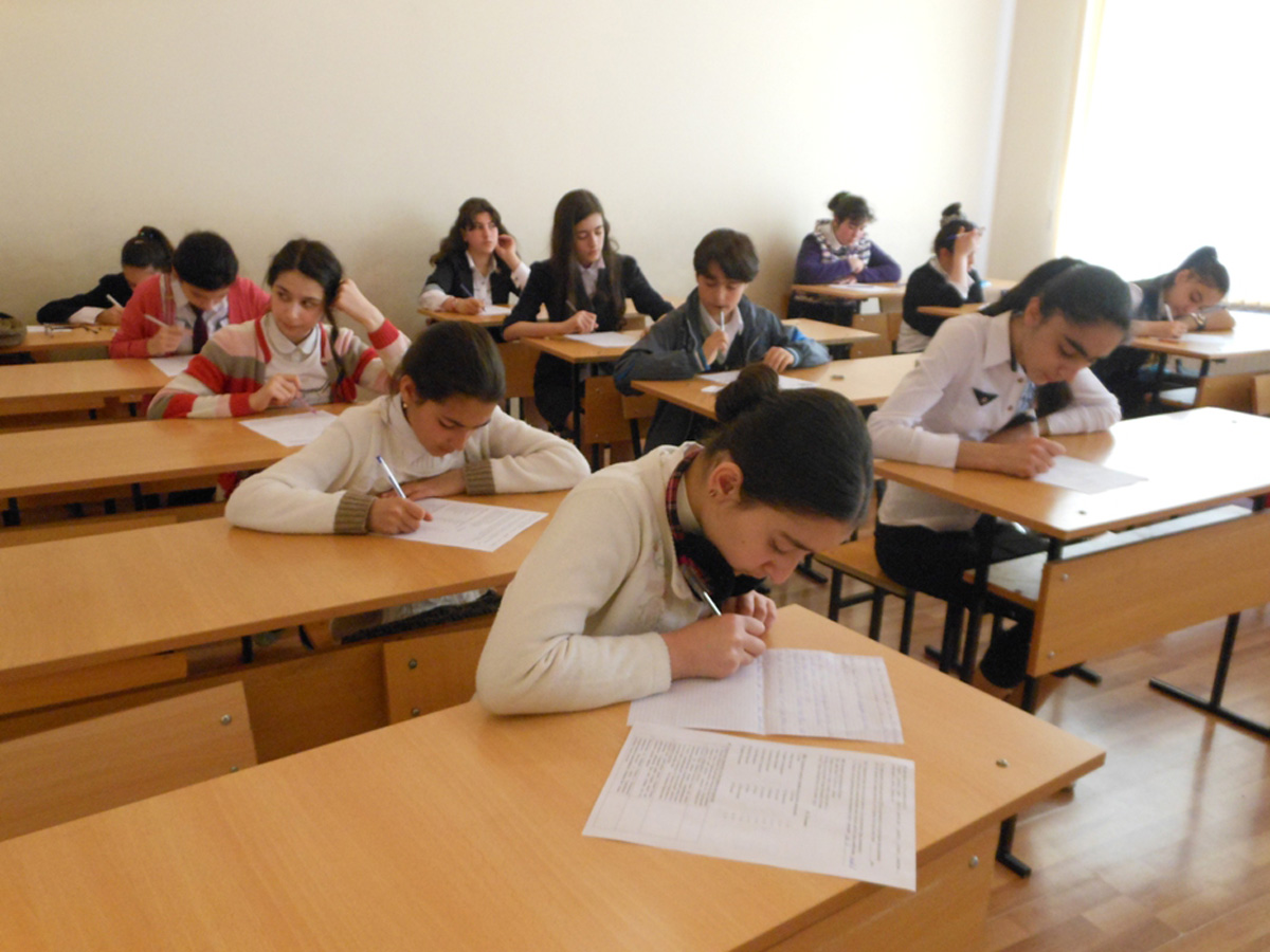 Российский вуз предлагает создание лицейских классов в ведущих школах Баку