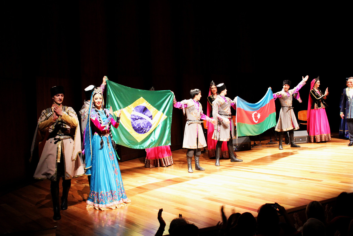 В Рио-де-Жанейро началась "Неделя азербайджанской культуры" (ФОТО)