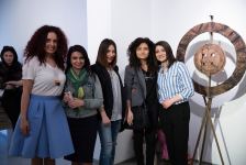 В Баку открылась креативная выставка пуговиц (ФОТО)