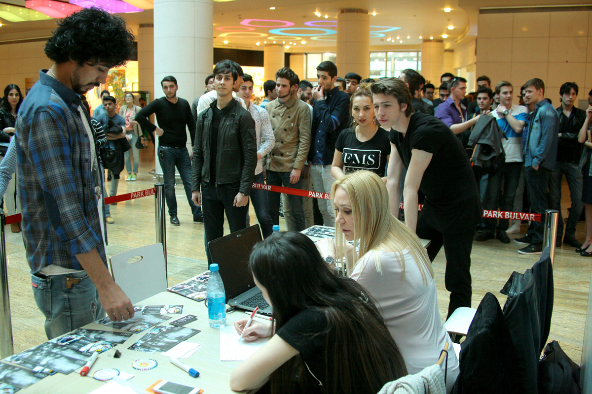 Как в Баку выбирали девушек и парней модельной внешности (ФОТО)