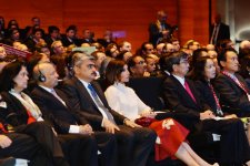 Prezident İlham Əliyev: AİB-in Azərbaycana ayırdığı vəsait xalqımız və ölkə iqtisadiyyatı üçün faydalı olacaq (ƏLAVƏ OLUNUB 2) (FOTO)