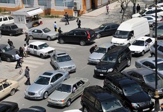 Водители Баку узнают статистику по заторам