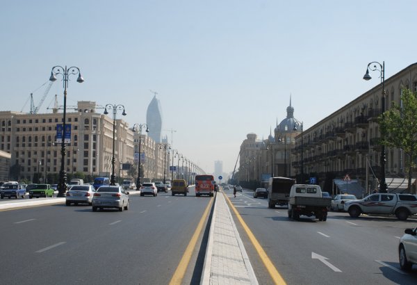 В Баку временно закроют участок крупного проспекта