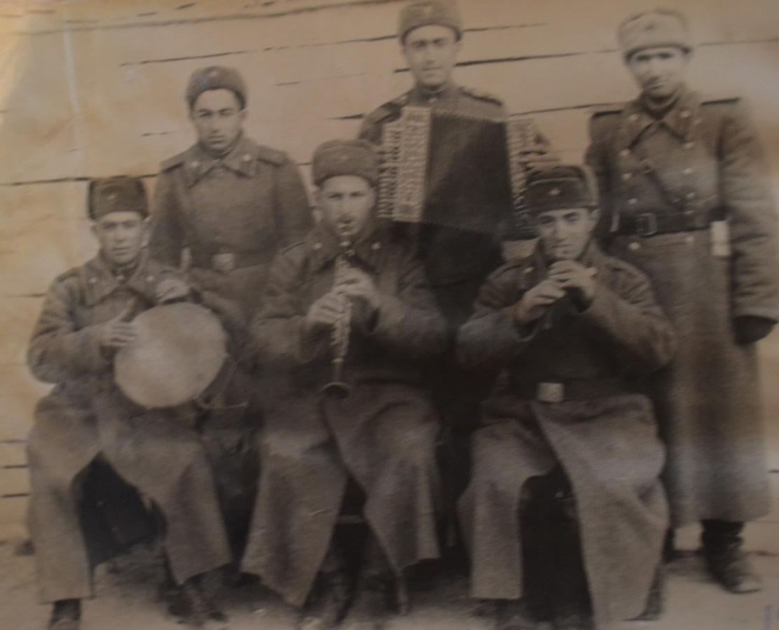 YAP Nizami rayon təşkilatının fəalları müharibə veteranları ilə görüşüblər (FOTO)
