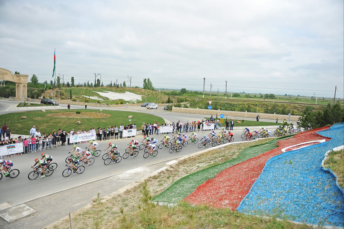 "Tour d’Azerbaidjan 2015" veloyürüşündə 4-cü mərhələyə yekun vuruldu (FOTO)
