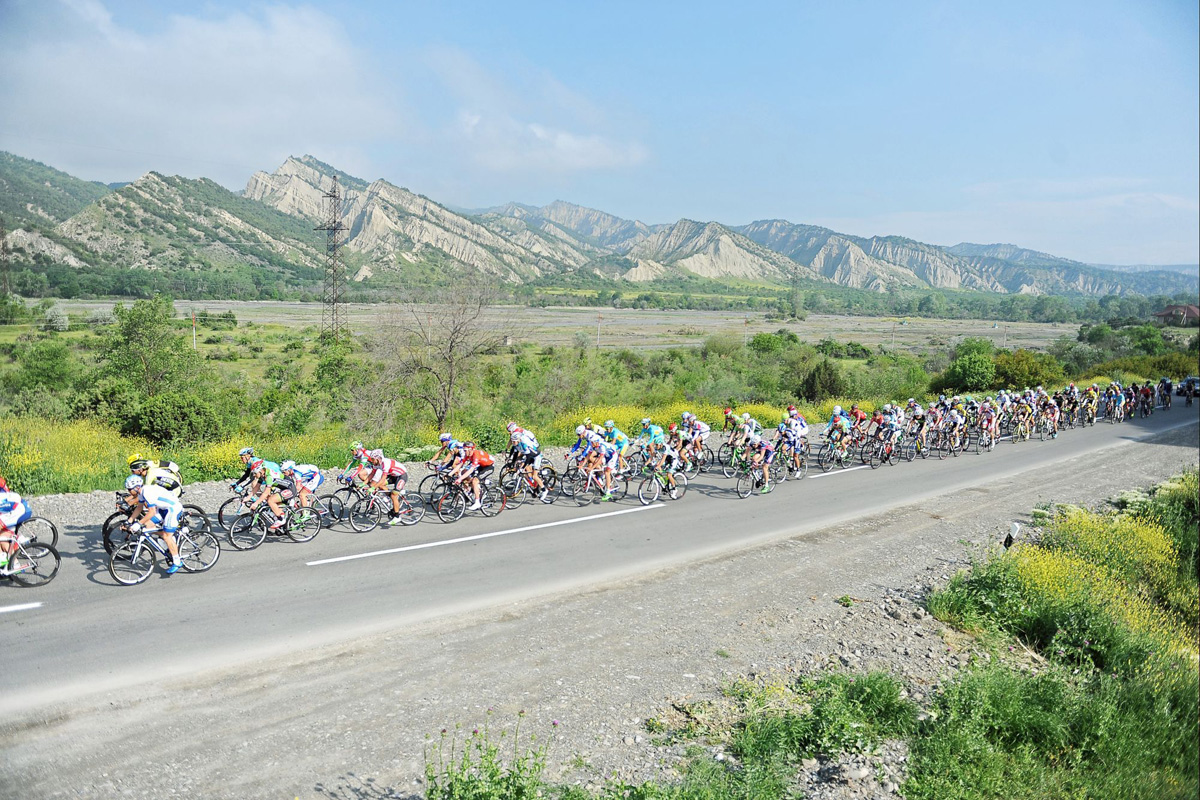 "Tour d’Azerbaidjan 2015" veloyürüşündə 4-cü mərhələyə yekun vuruldu (FOTO)
