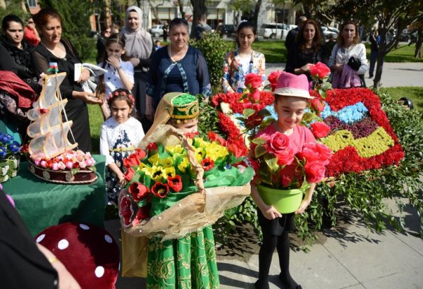 В Гаджигабуле прошел концерт, посвященный Празднику цветов (ФОТО)
