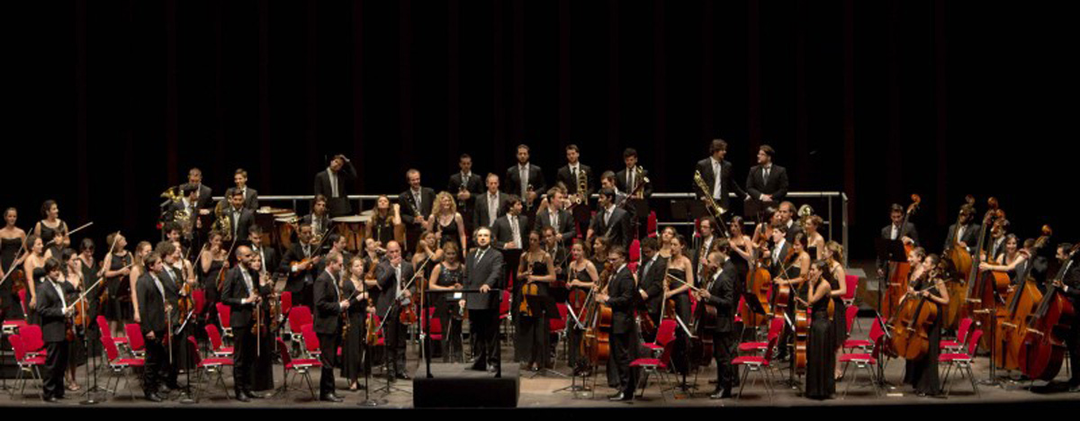 В Баку выступит оркестр Луиджи Керубини под управлением дирижера Риккардо Мути