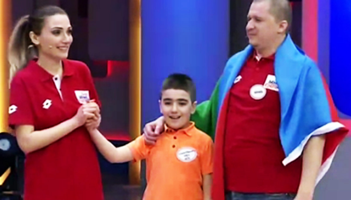 Телеведущая AzTV выиграла автомобиль в турецком шоу "Ben bilmem, eşim bilir" (ФОТО)