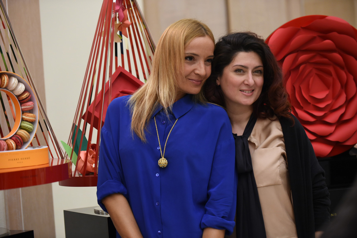 Бакинцы заглянули за кулисы Дома моды Dior вместе с Шэрон Стоун (ФОТО)