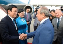 Vietnamese president arrives in Azerbaijan for official visit (PHOTO)