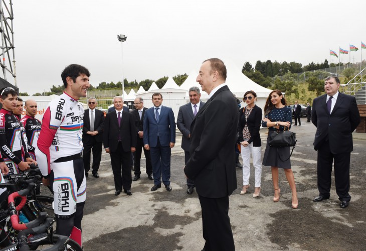 Президент Ильхам Алиев и его супруга приняли участие в открытии Велопарка (ФОТО)